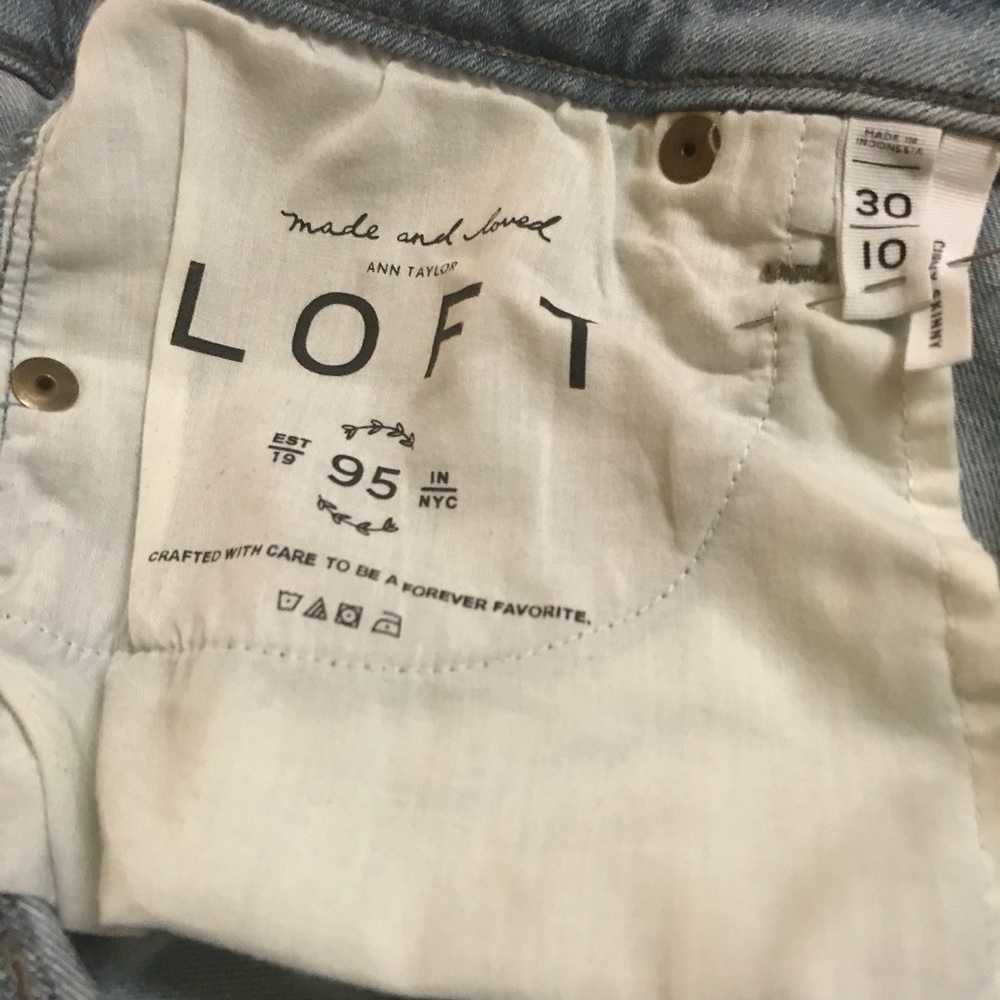 Ann Taylor loft curvy skinny jeans size 30/10